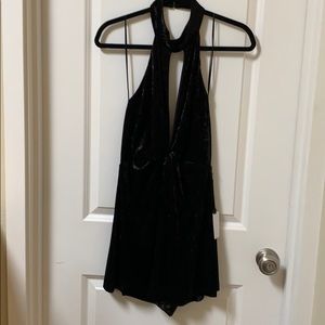 ASTR crushed velvet black romper NWT